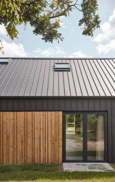 Steel and wood annex for extra space for ‘loaning out’ at Risskov Library, Risskov Bibliotek - Fortebakken 1, 8240 Risskov